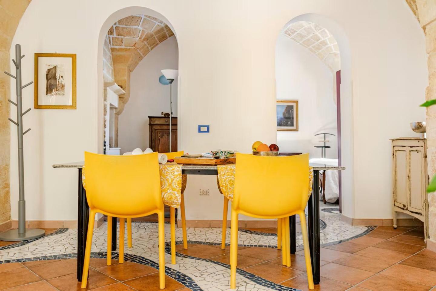 B&B Corte Dei Memoli Di Margiotta Giuseppina Lecce Luaran gambar